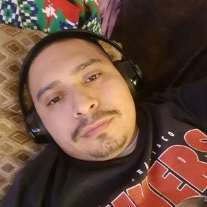 Meet your Posher, Max